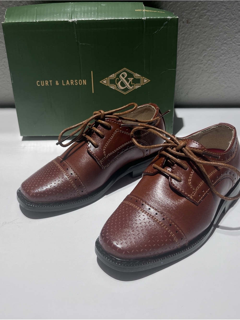 Curt & Larson Boy's Brown Lace-Up Dress Shoes - Size 7